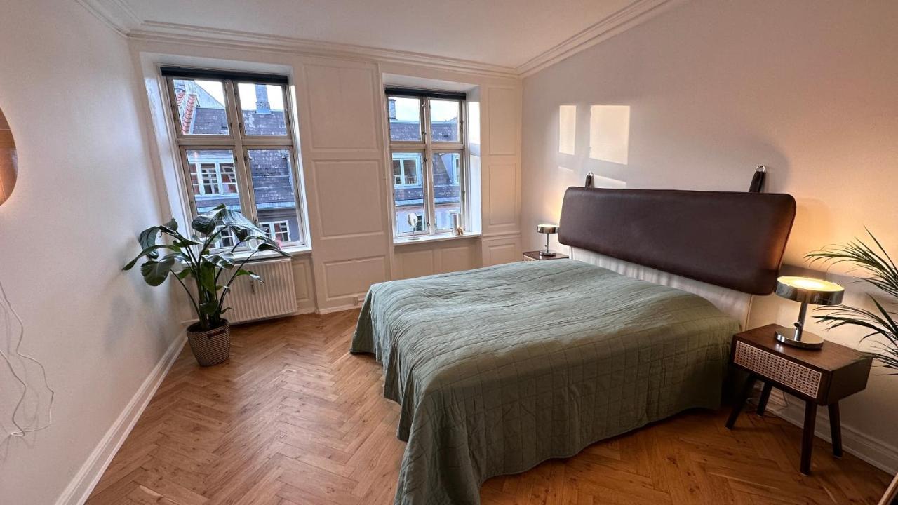 Carolinas Apartment - Studiestaede 3 Copenhagen Exterior photo